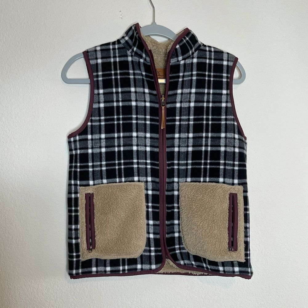 Eddie Bauer reversible vest‎